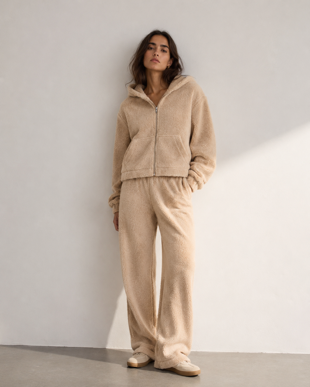 Conjunto de Chándal Teddy con Capucha – 2 Piezas