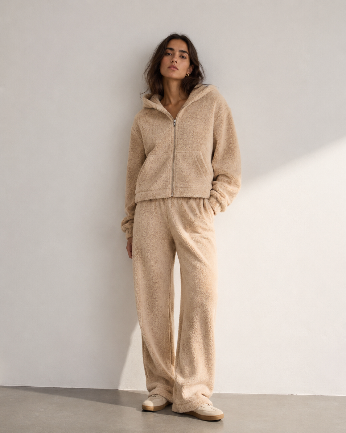 Conjunto de Chándal Teddy con Capucha – 2 Piezas