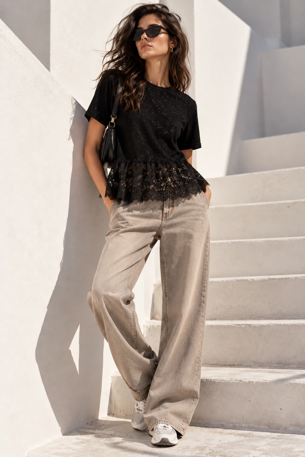 Blusa Star Glow con Brillos y Encaje Asimétrico para Mujer