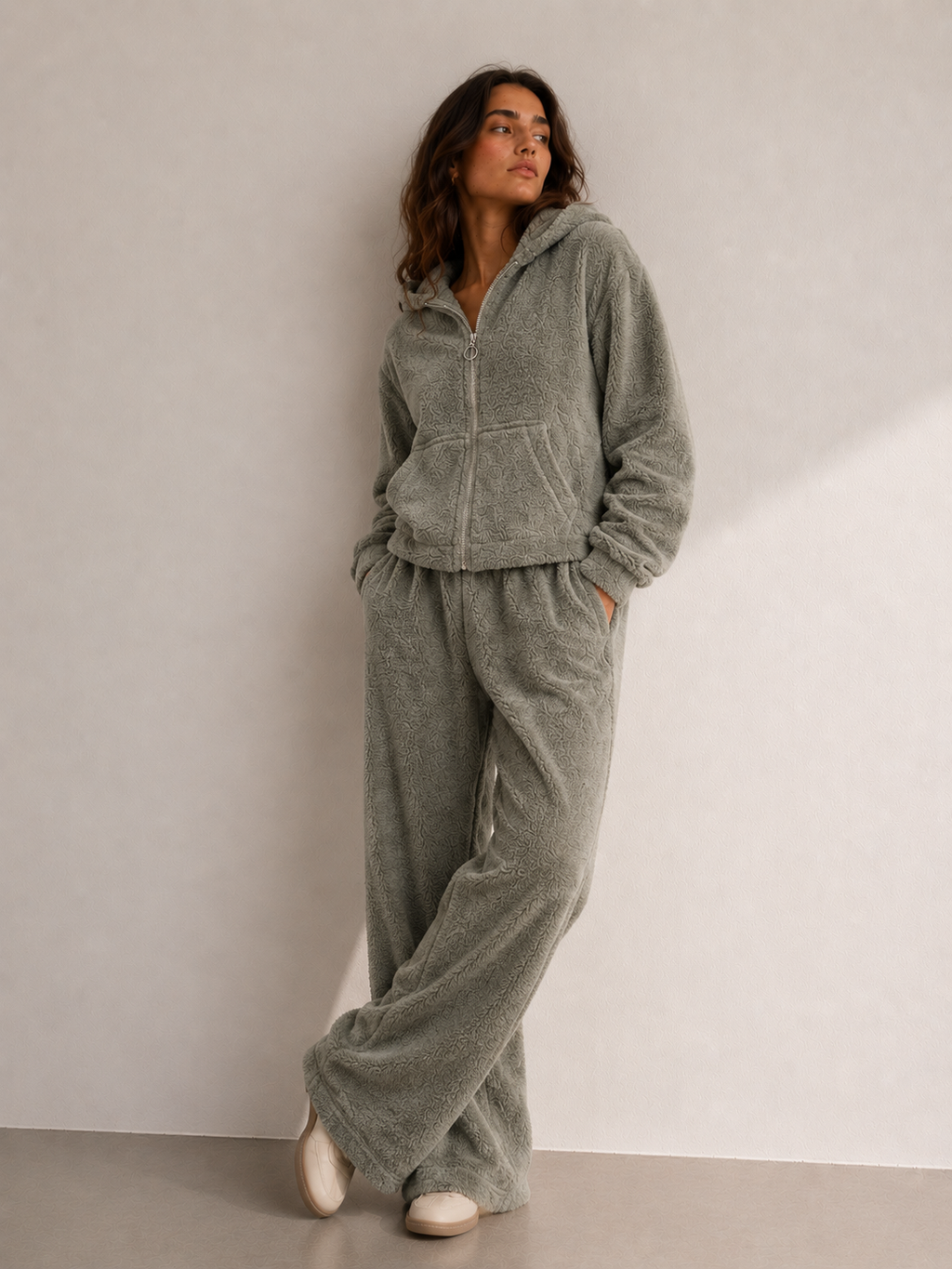 Conjunto de Chándal Teddy con Capucha – 2 Piezas