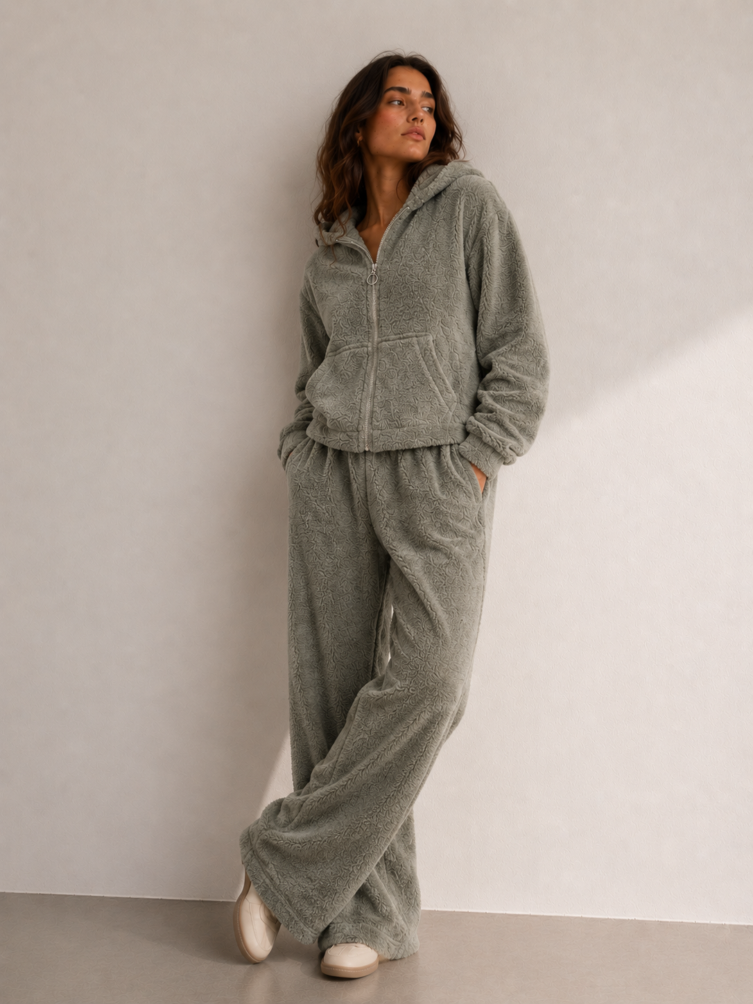 Conjunto de Chándal Teddy con Capucha – 2 Piezas