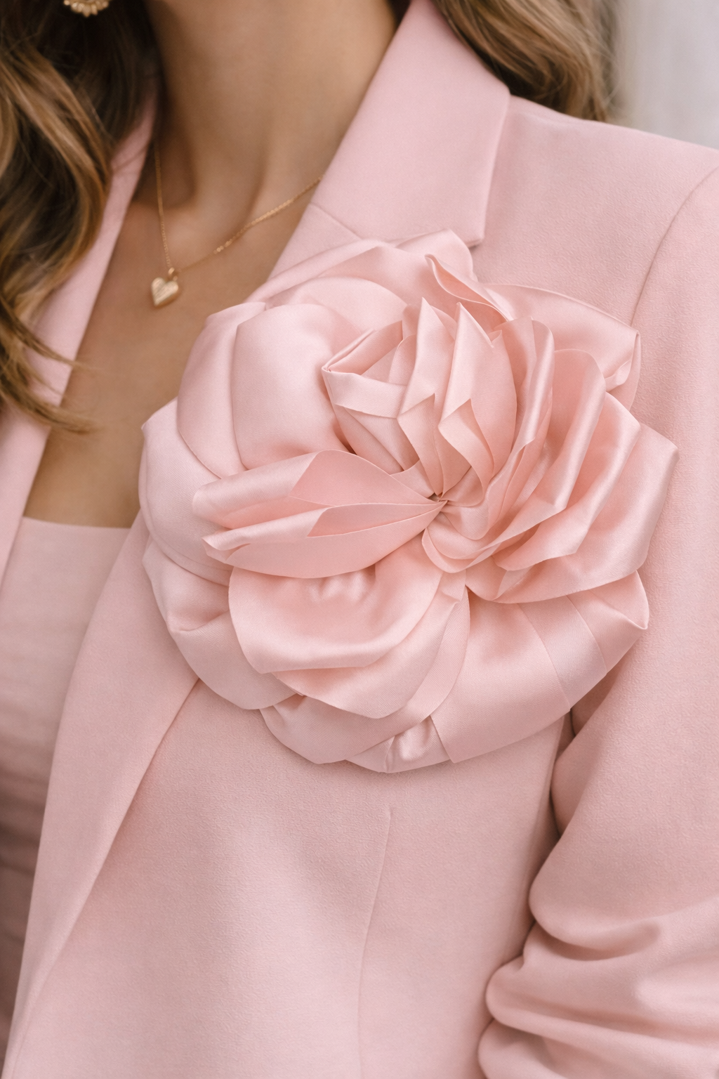 Flor colgante satinada Aurora 18 cm