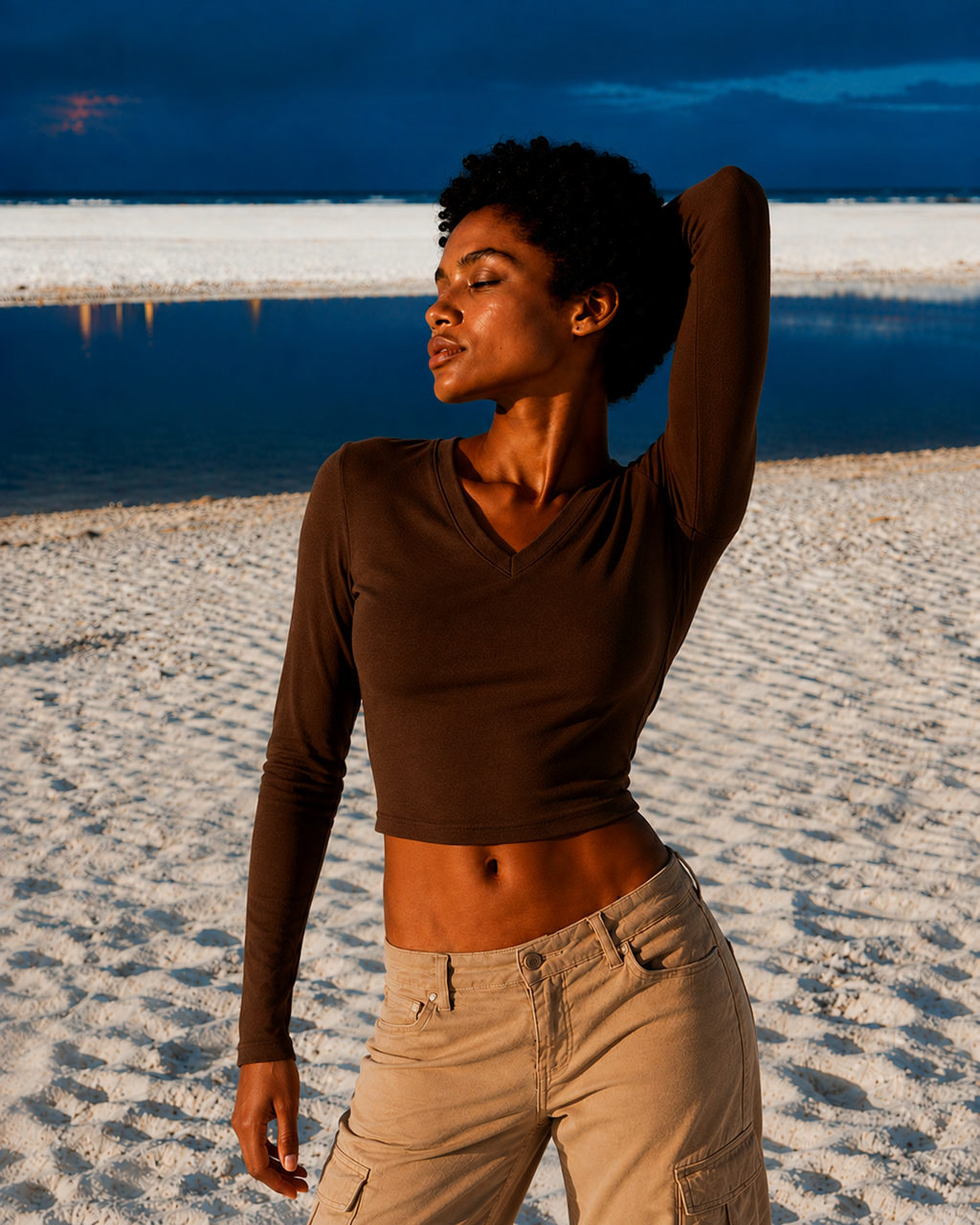 Top Crop Cuello Pico Essential Soft