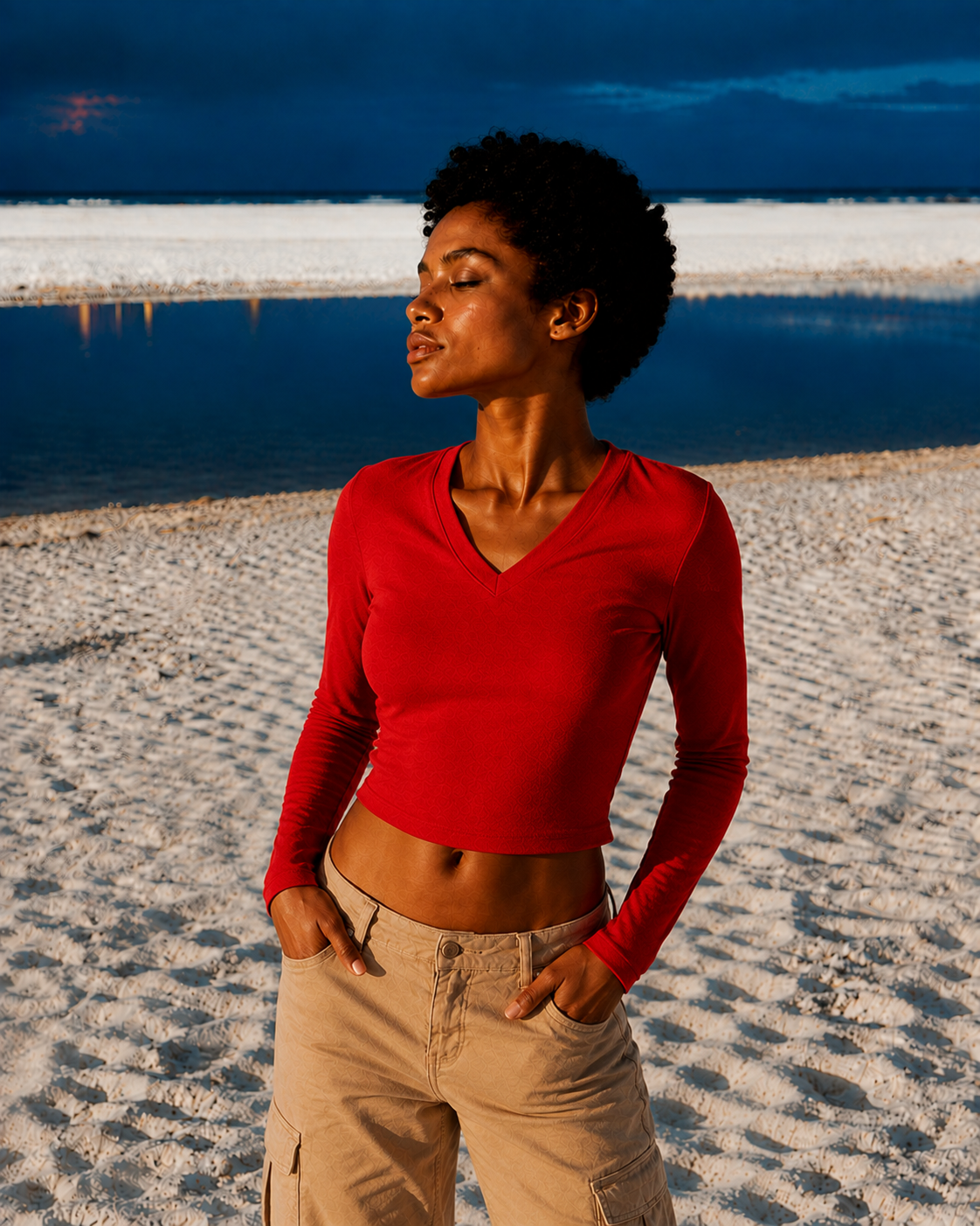 Top Crop Cuello Pico Essential Soft