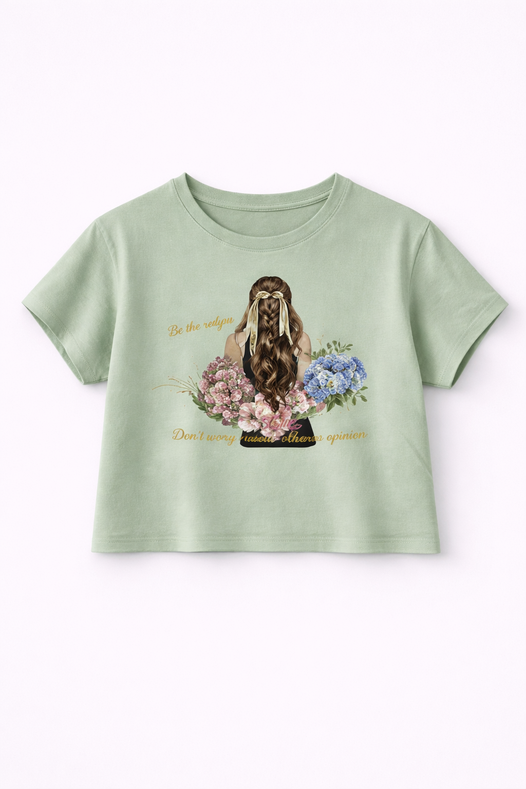 Camiseta estampada con silueta floral