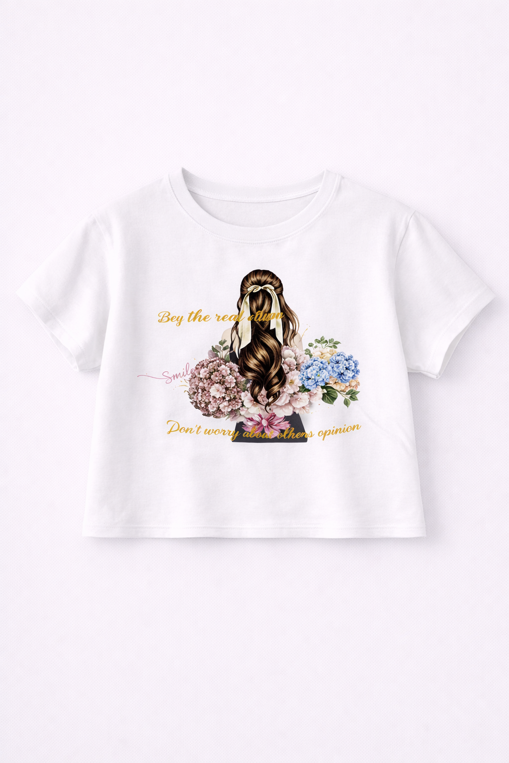 Camiseta estampada con silueta floral