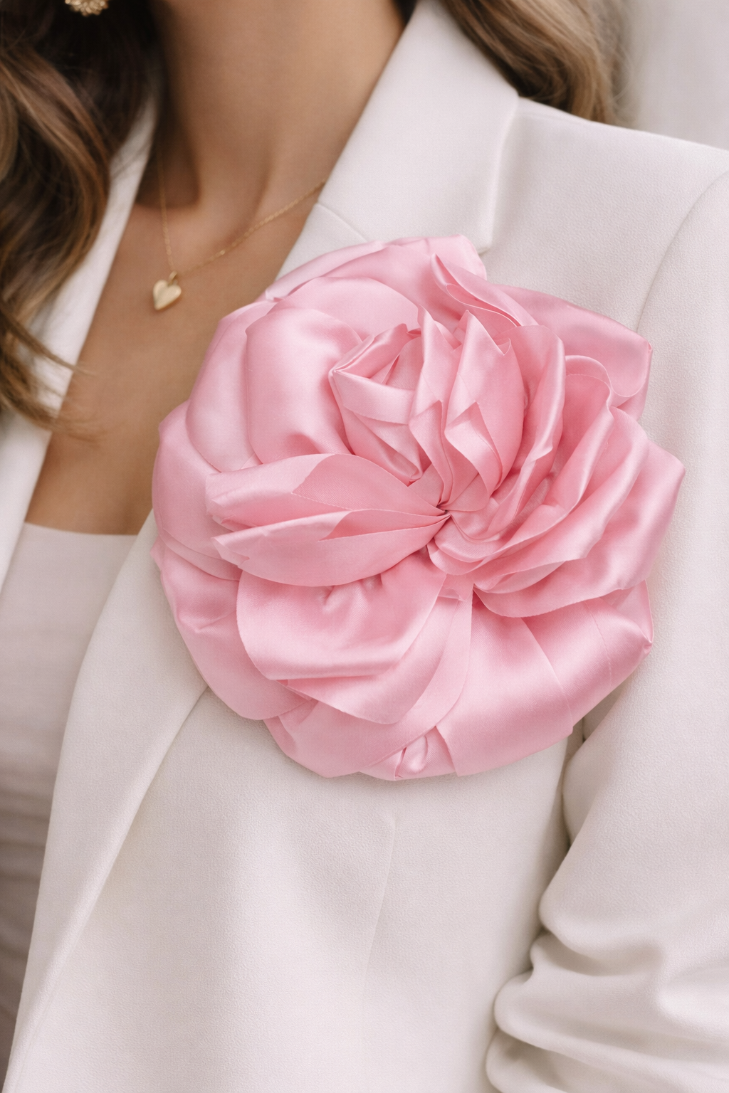 Flor colgante satinada Aurora 18 cm