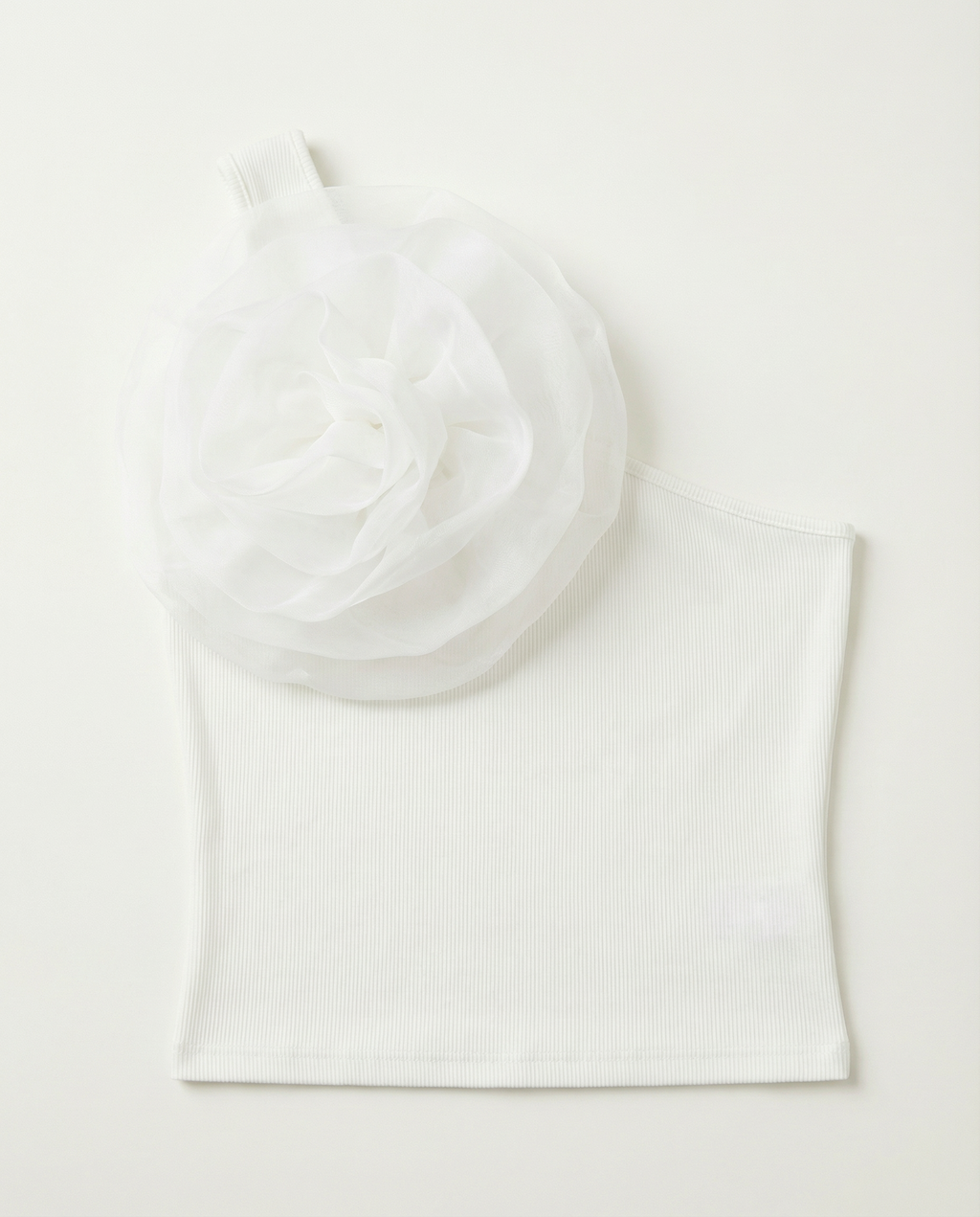 Top asimétrico Flor etérea