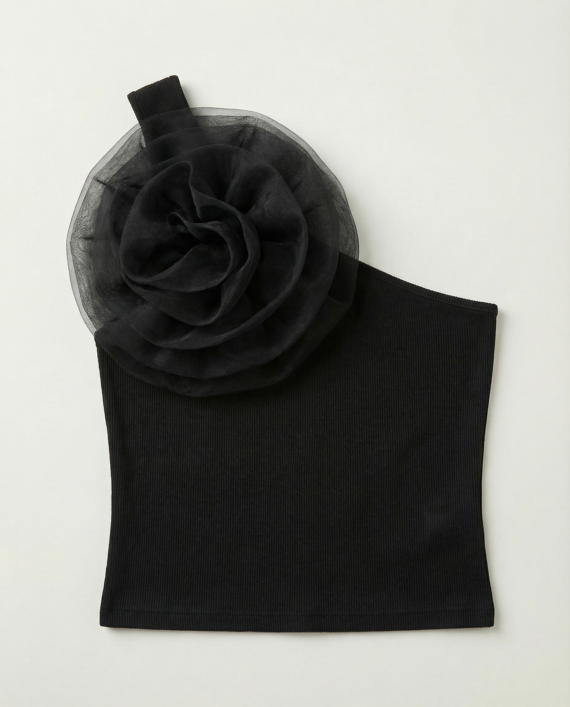 Top asimétrico Flor etérea