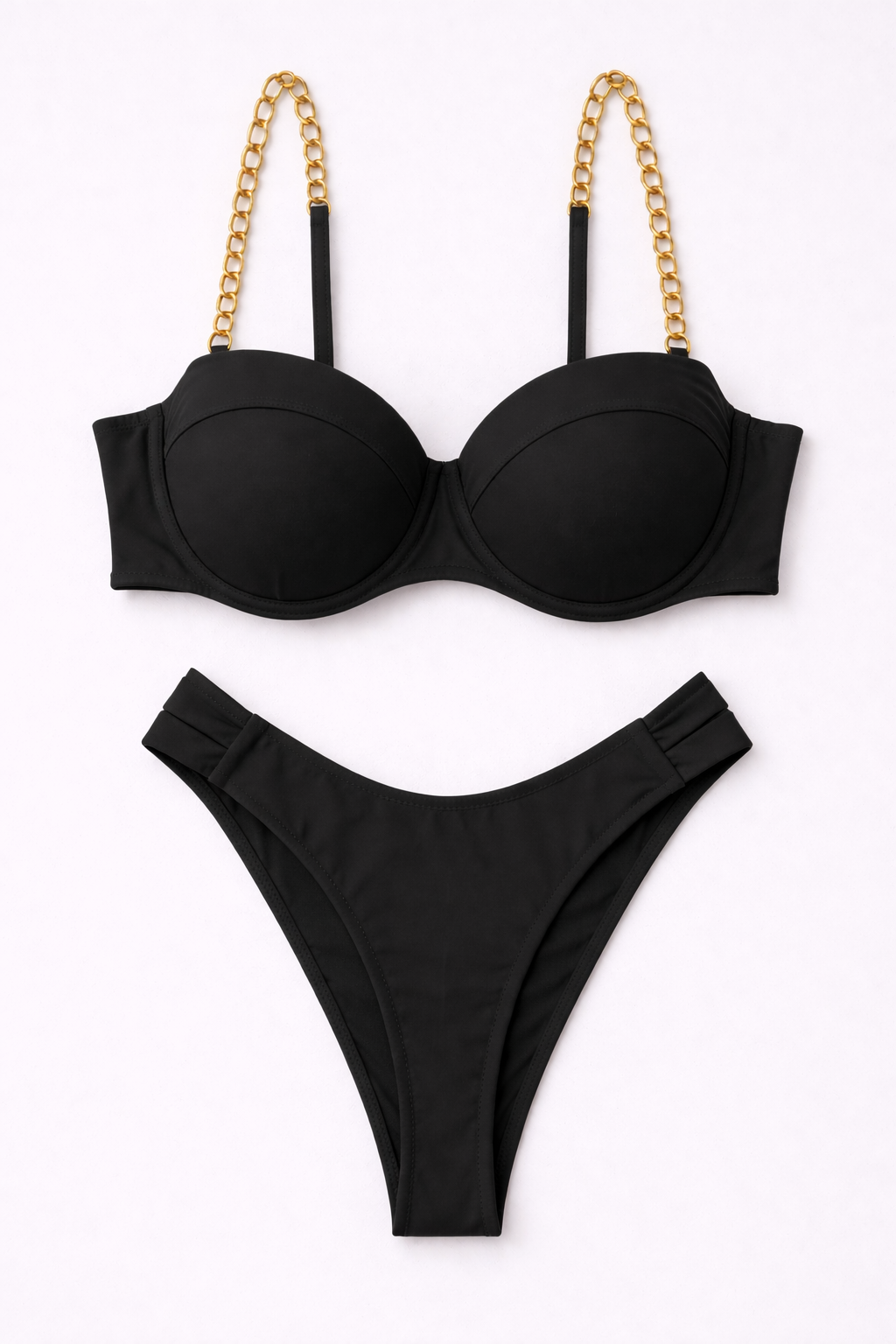 Bikini estructurado con tirantes de cadena