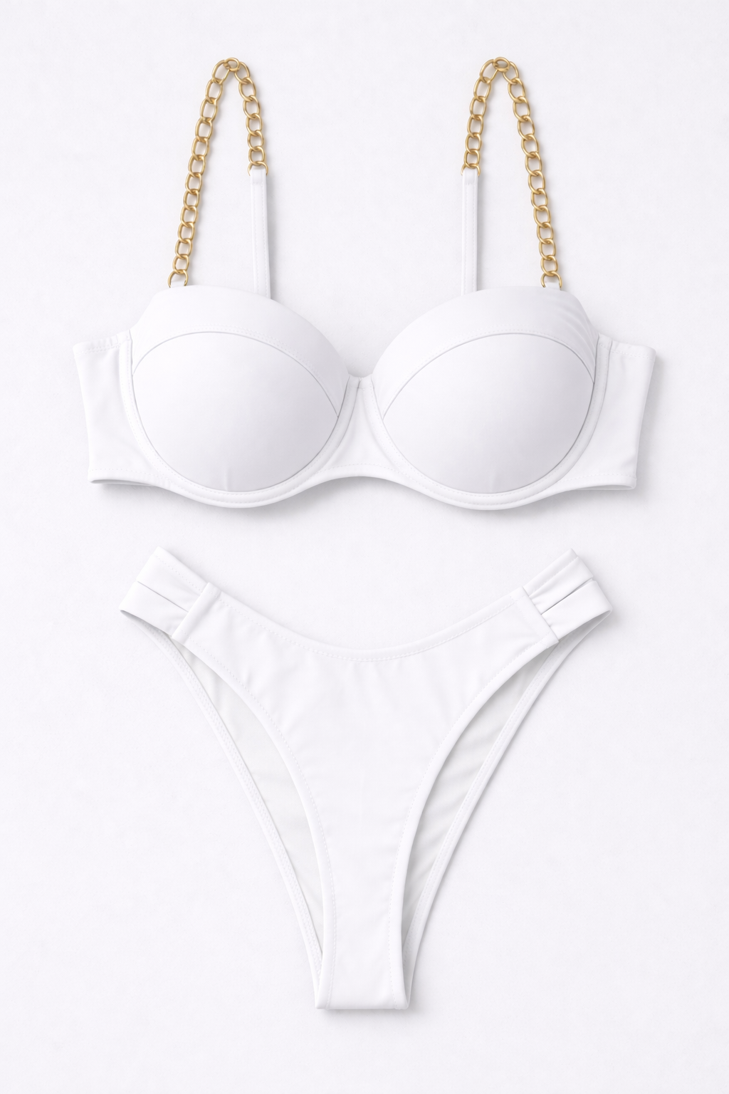 Bikini estructurado con tirantes de cadena