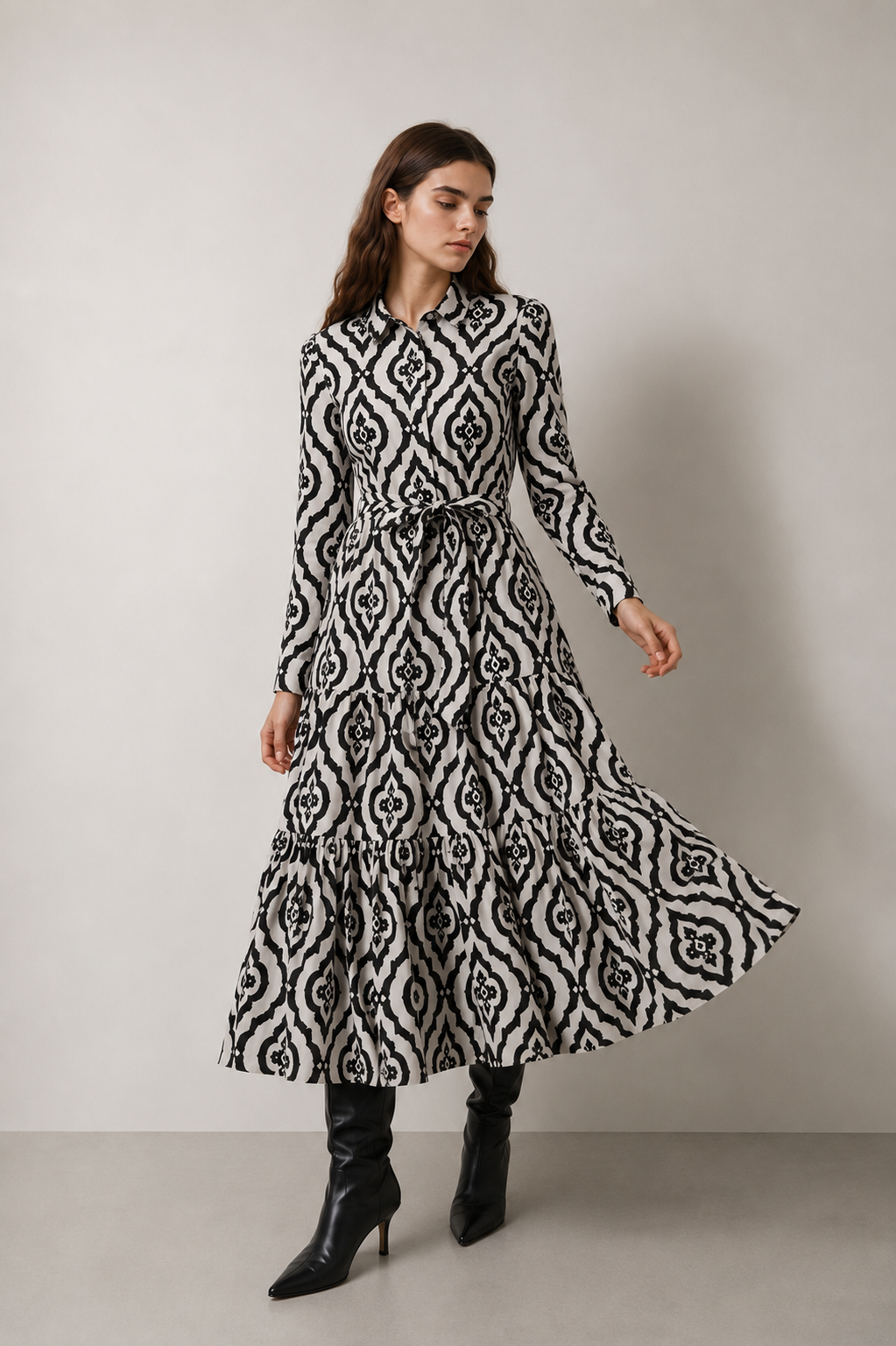 Vestido largo estampado geométrico con cinturón ajustable