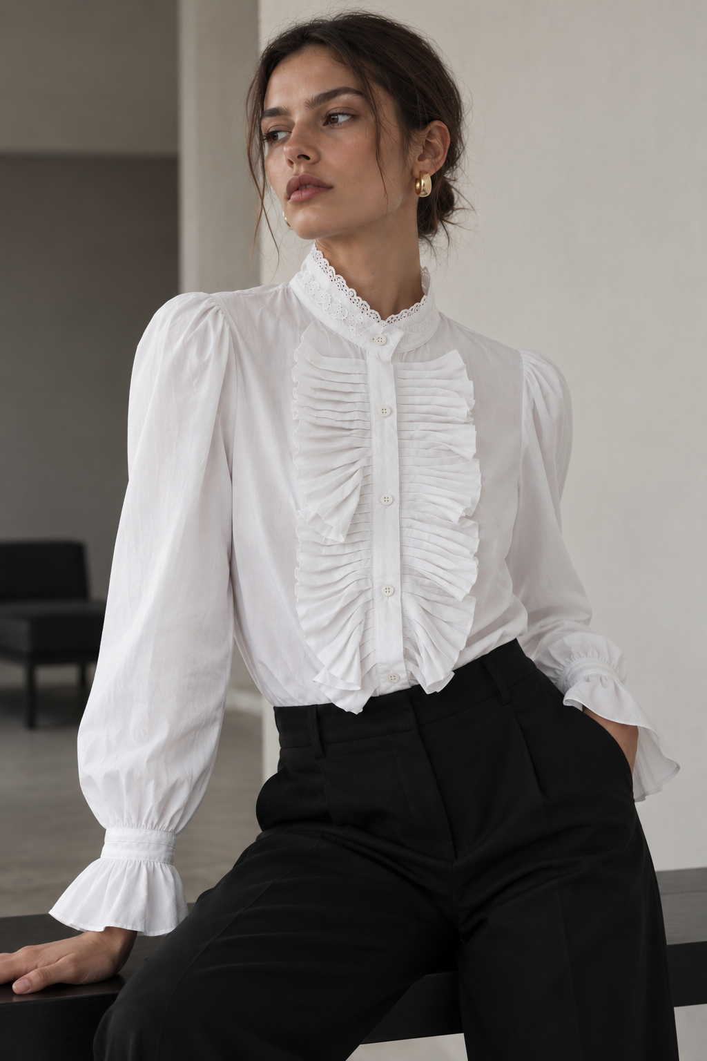 Blusa romántica Lumière con volantes frontales