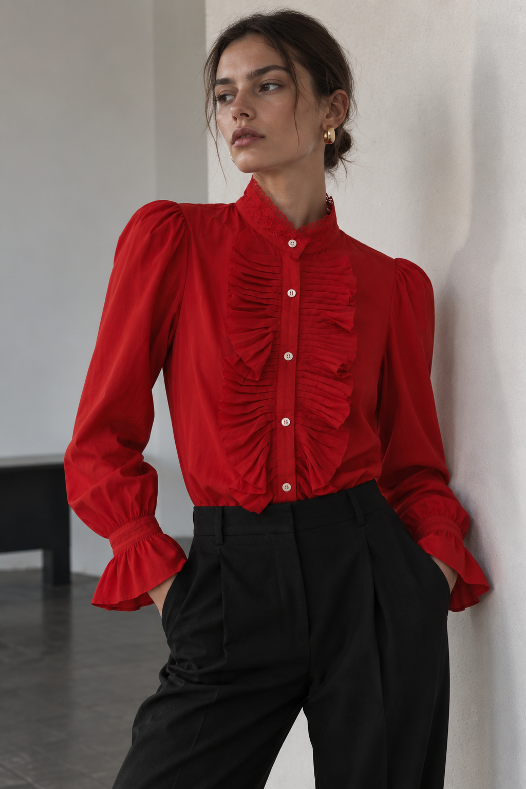 Blusa romántica Lumière con volantes frontales