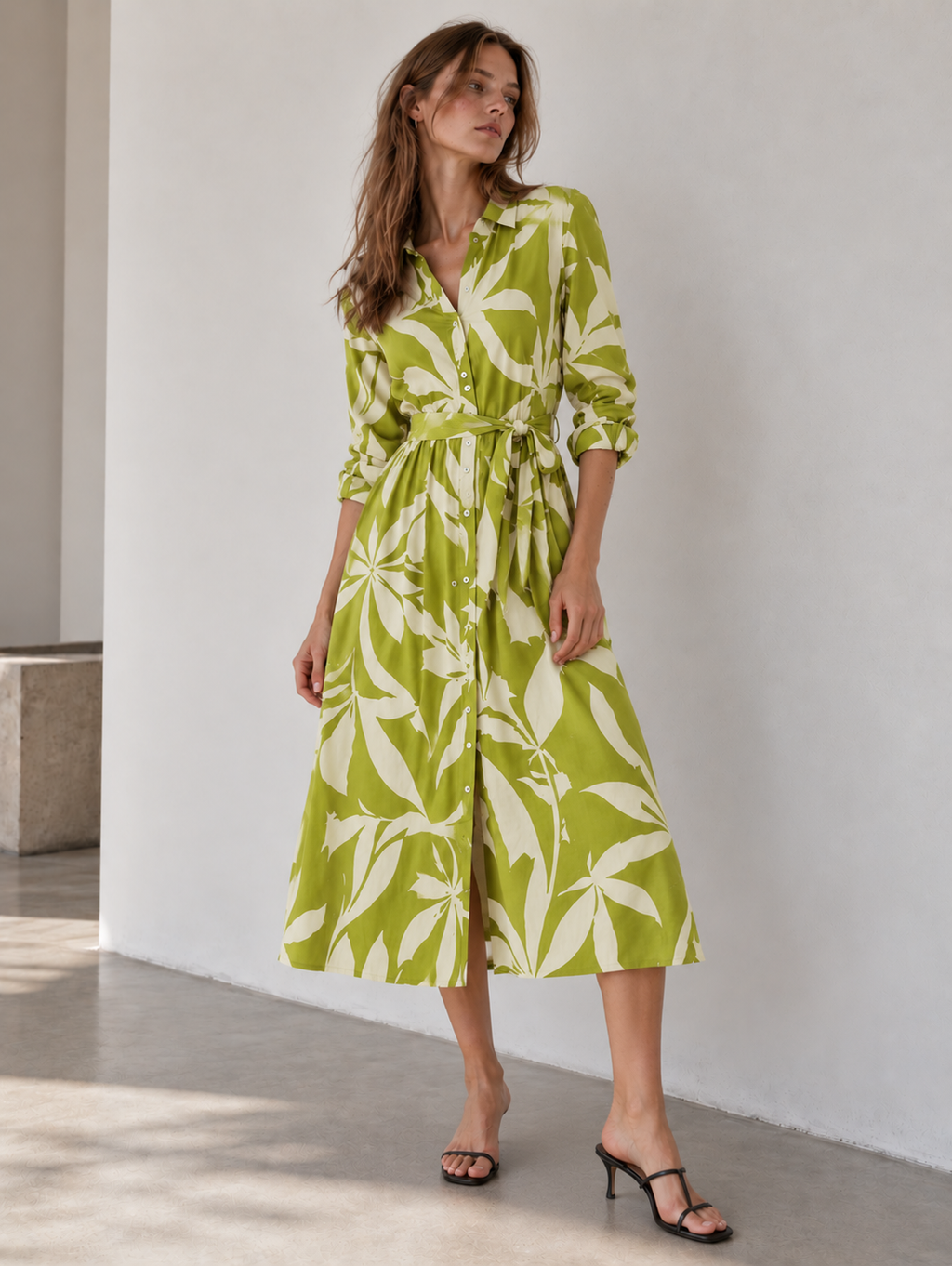Vestido camisero recto con estampado orgánico